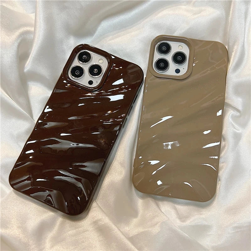 Luxury 3D Wavy Pattern Case