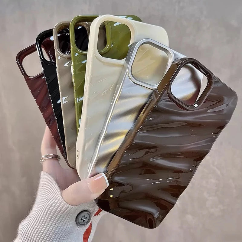 Luxury 3D Wavy Pattern Case